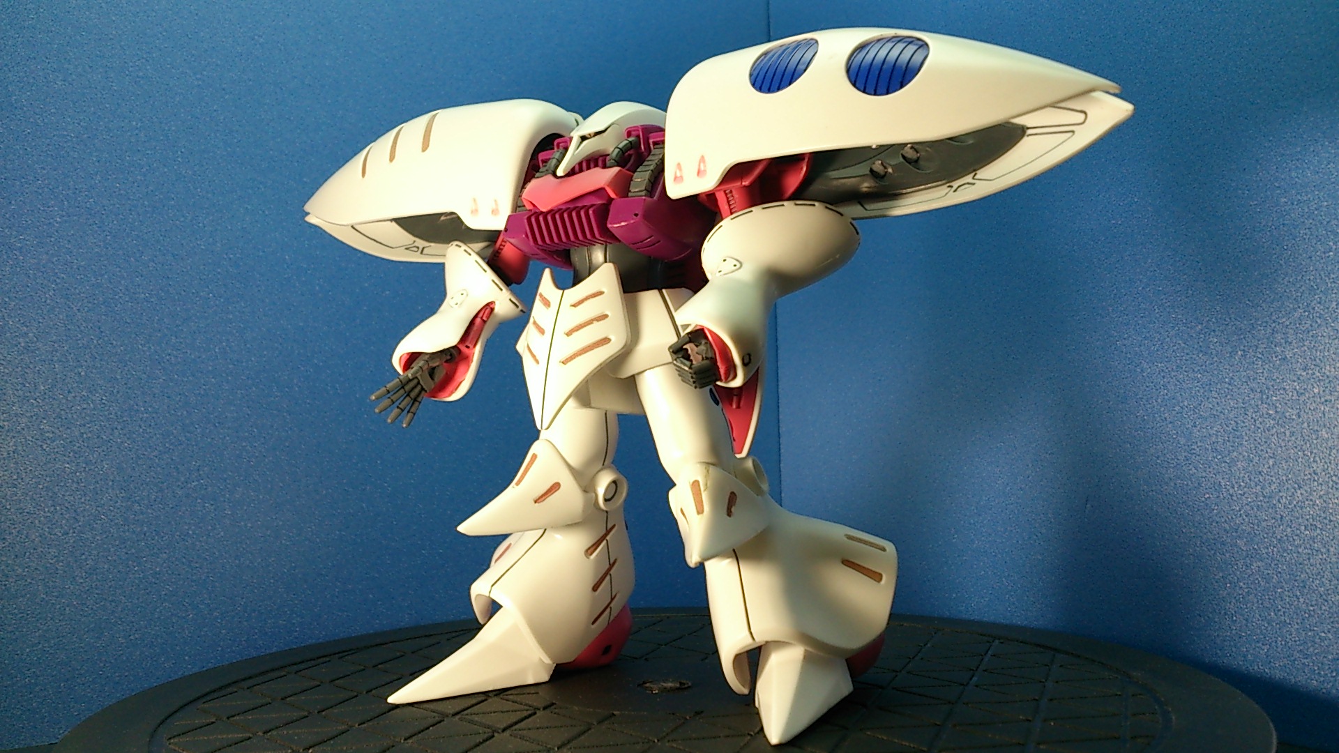 キュベレイ AMX-004 HGUC 1/144
